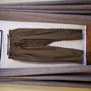 Green Highwaisted Pants